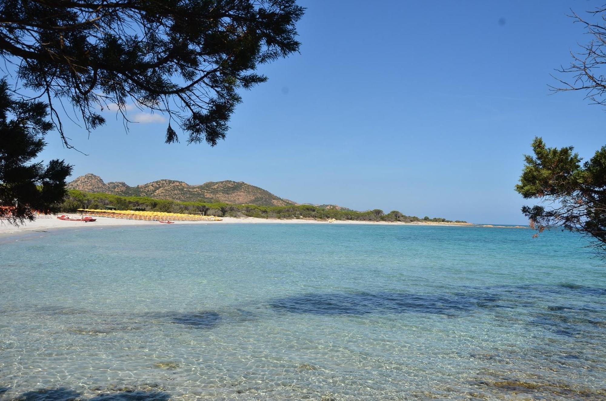I Giardini Di Cala Ginepro Hotel Resort Cala Liberotto Eksteriør bilde